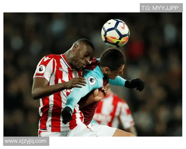 哈德斯联队迎战斯托克城队争夺英冠联赛重要三分之战 哈德斯联队迎战斯托克城队争夺英冠联赛重要三分之战