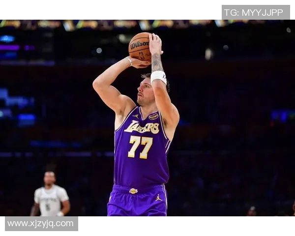 湖人对决雄鹿精彩赛事直播尽在腾讯平台,快来一起见证篮球盛宴 湖人对决雄鹿精彩赛事直播尽在腾讯平台,快来一起见证篮球盛宴